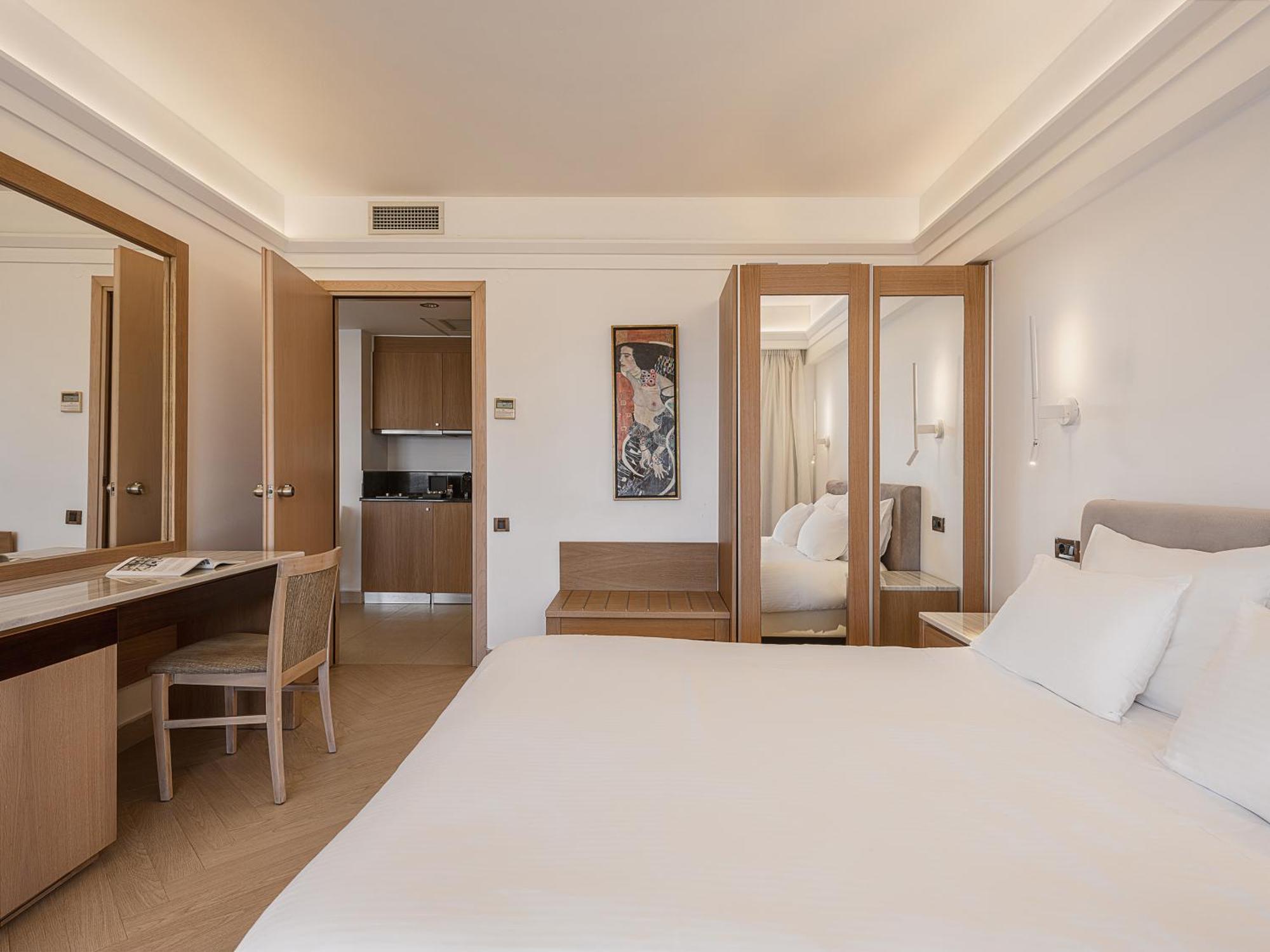 Porto Platanias Beach Resort & Spa Bagian luar foto